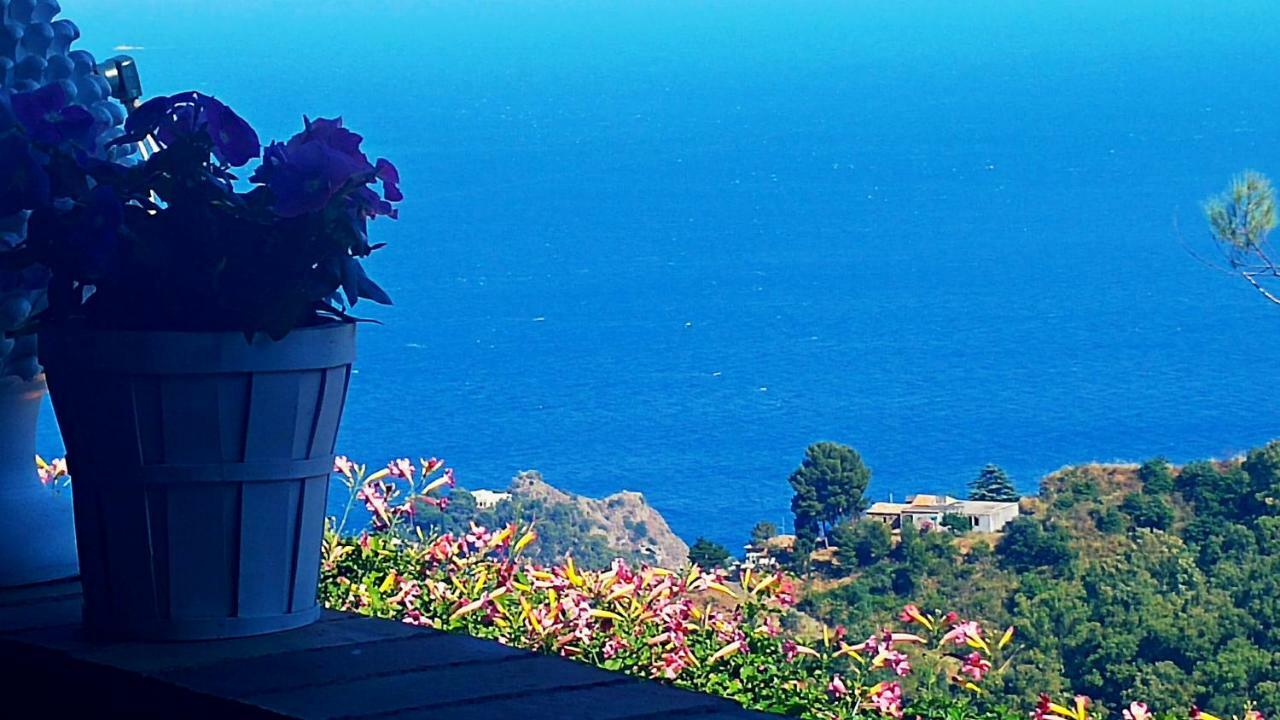 Casa Il Faro Villa Con Piscina Castelmola Eksteriør billede